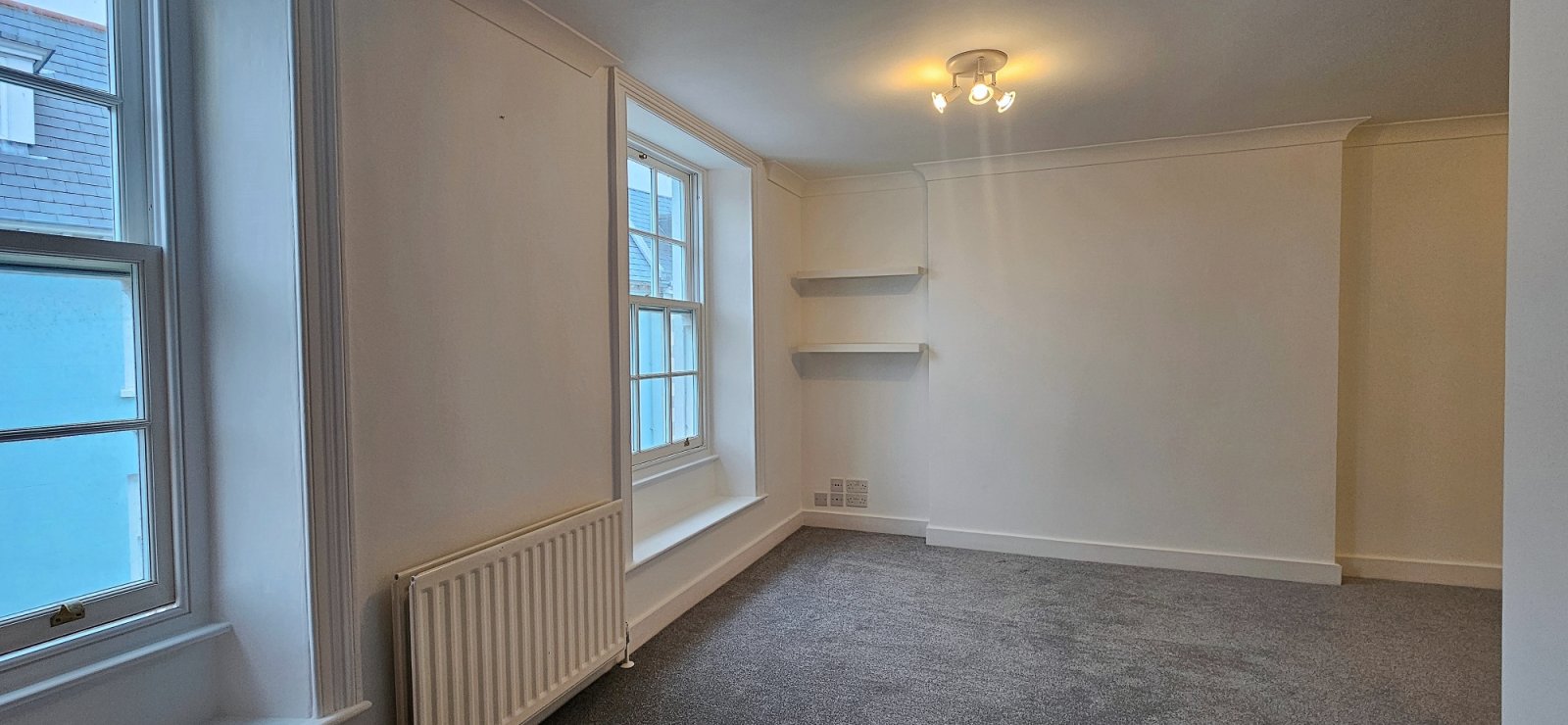 Flat 3, 15 Hauteville Image